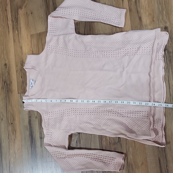BAR III Perforated Cold Shoulder Viscose Sweater Top Shirt Barbie Ballet Pink - Picture 8 of 9